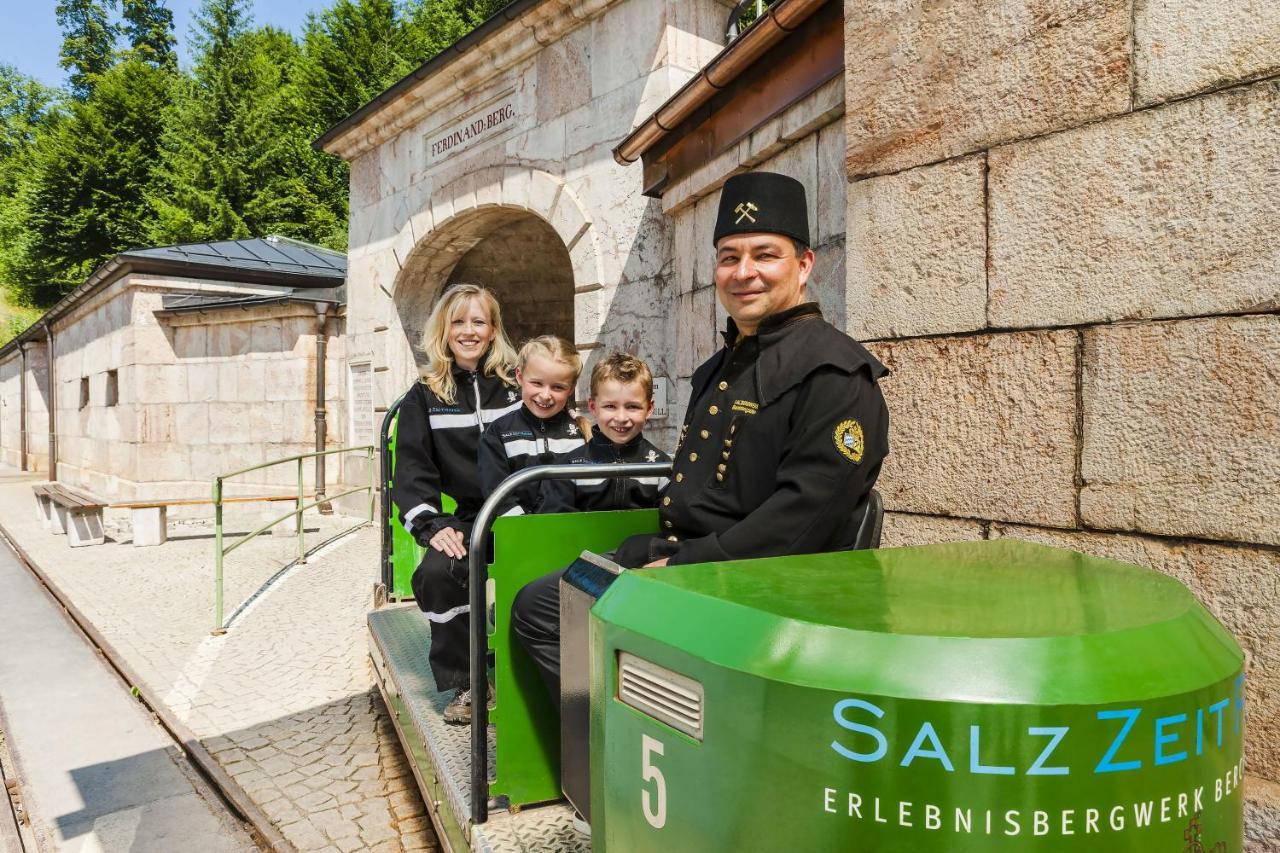 HomeHotel Salzberg Berchtesgaden Buitenkant foto The train